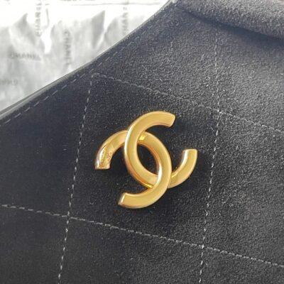 CHANEL 25S HOBO BAG 33 IN BLACK SUEDE GOLD HARDWARE
