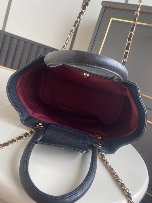 CHANEL 26S QUILTED LARGE SHOPPING TOTE 39 IN BLACK CAVIAR CALFSKIN GOLD HARDWARE