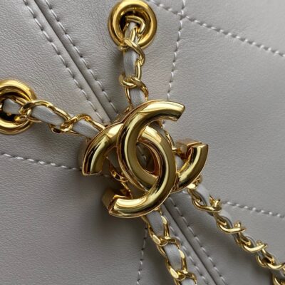 img_2d28104e_20260425_i1777095110535_6534_0_3_jpg CHANEL 26S QUILTED HOBO BAG 27 IN LIGHT GREY CALFSKIN GOLD HARDWARE