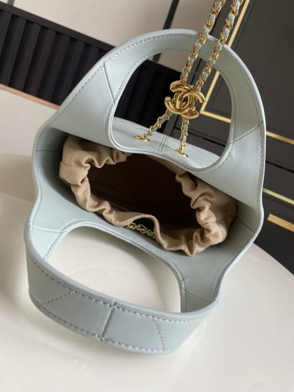 img_2d28104e_20260427_i1777266845002_8120_0_7_jpg CHANEL 26S QUILTED HOBO BAG 27 IN PALE BLUE CALFSKIN GOLD HARDWARE