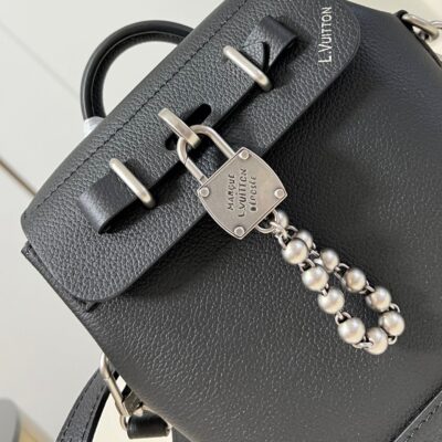 STEAMER 20 IN BLACK CALFSKIN SILVER HARDWARE