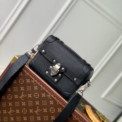 SOUL TRUNK 19 IN BLACK CALFSKIN SILVER HARDWARE