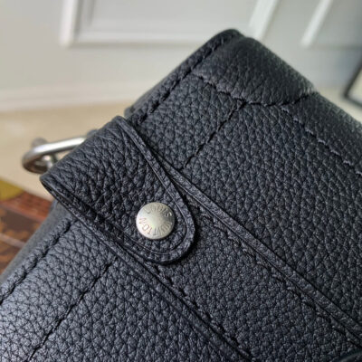 SOUL TRUNK 19 IN BLACK CALFSKIN SILVER HARDWARE
