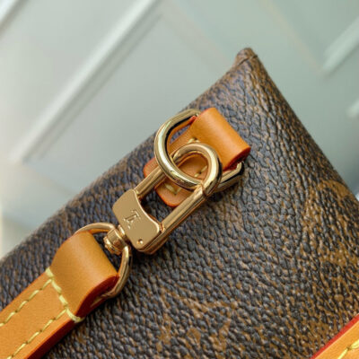 ENVELOPE POUCH 18 IN BROWN MONOGRAM COATED CANVAS AND CALFSKIN