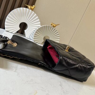 img_65f6763f_20250316_i1742112649_7449_2_jpg CHANEL 26S FLAP BAG 26 IN BLACK LAMBSKIN