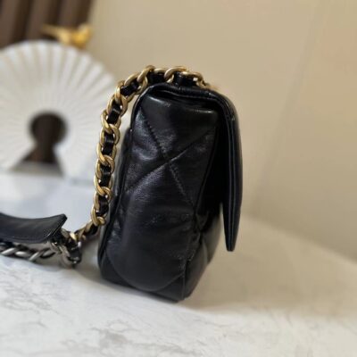 img_65f6763f_20250316_i1742112649_9590_1_jpg CHANEL 26S FLAP BAG 26 IN BLACK LAMBSKIN