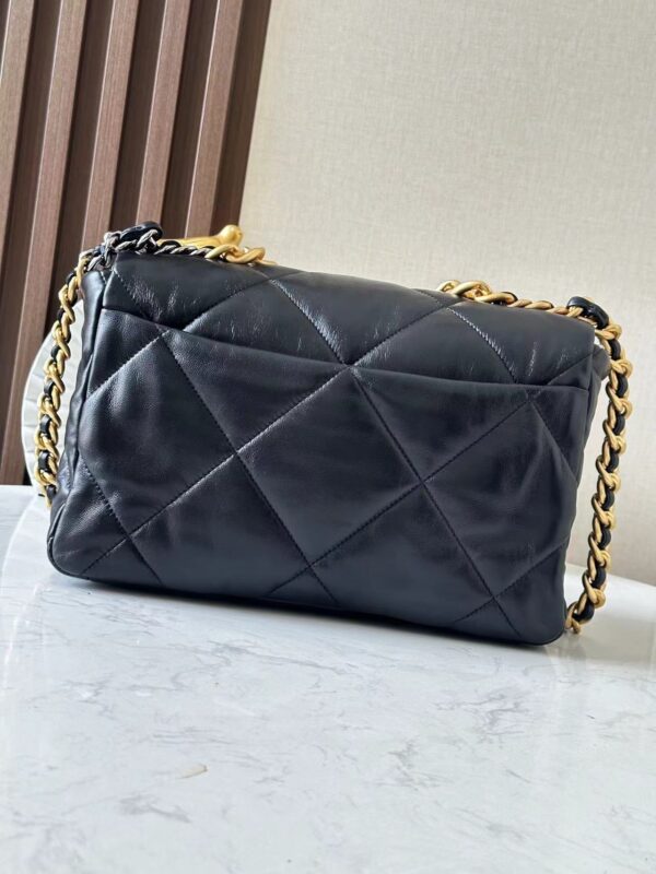 img_65f6763f_20250316_i1742112675_1619_0_jpg CHANEL 26S FLAP BAG 32 IN BLACK LAMBSKIN