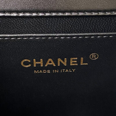 FLAP BAG 22 IN BLACK CALFSKIN WITH DOUBLE GOLD BALL