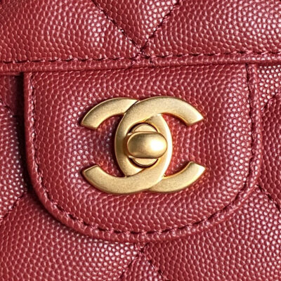 RETRO STYLE FLAP BAG 19 IN STILETTO RED GRAINED CALFSKIN GOLD HARDWARE