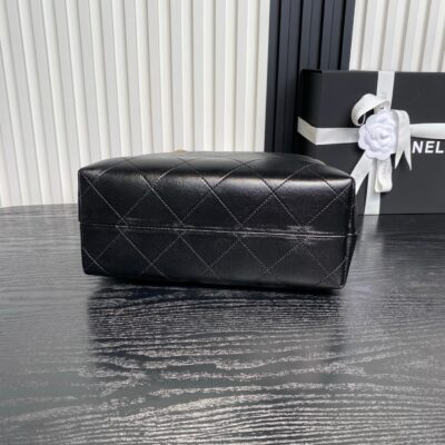 CHANEL 25S HOBO BAG 33 IN BROWN SUEDE AND BLACK CALFSKIN WITH GOLD HARDWARE