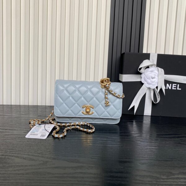 CHANEL 25S CHAIN WALLET 19 IN LIGHT BLUE LAMBSKIN GOLD HARDWARE