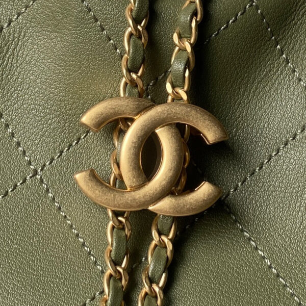 CHANEL 25S HOBO BAG 45 IN DARK GREEN LAMBSKIN