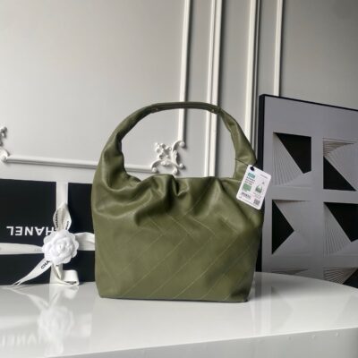 CHANEL 25S HOBO BAG 45 IN DARK GREEN LAMBSKIN
