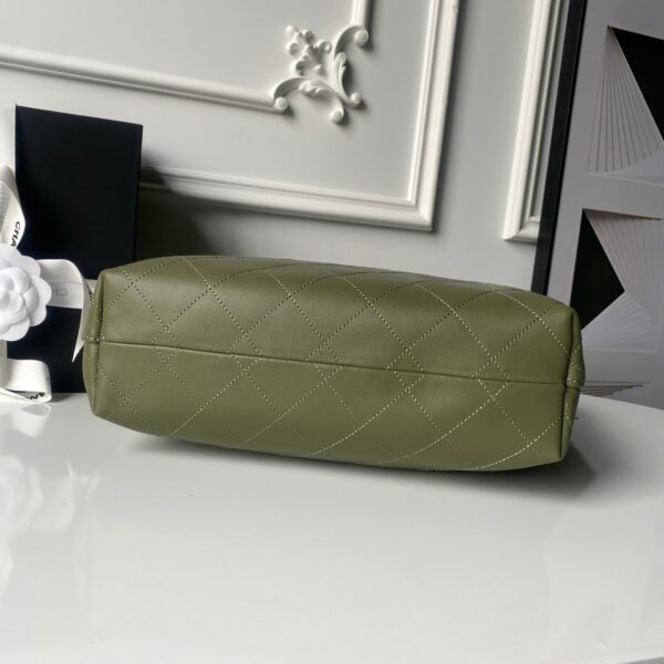 CHANEL 25S HOBO BAG 45 IN DARK GREEN LAMBSKIN
