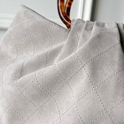 img_70762a6f_20260109_i1767952855915_9965_0_5_jpg CHANEL 26S HAND BAG 32 IN LIGHT GREY BEIGE SUEDE