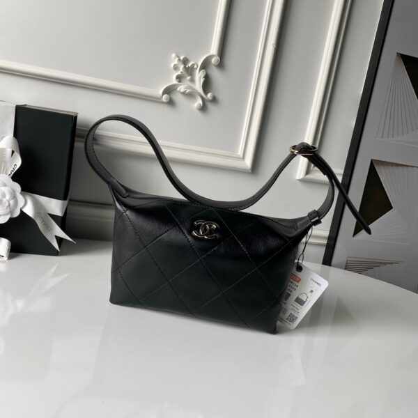 CHANEL 26S HOBO BAG 23 IN BLACK LAMBSKIN