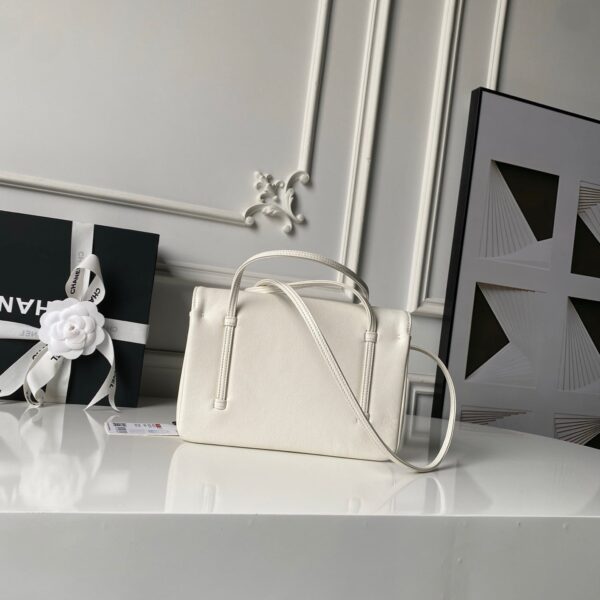 img_70762a6f_20260426_i1777195635759_7369_0_2_jpg CHANEL 26S SMALL PREPPY COCO FLAP BAG 22 IN IVORY WHITE GRAINED CALFSKIN GOLD HARDWARE