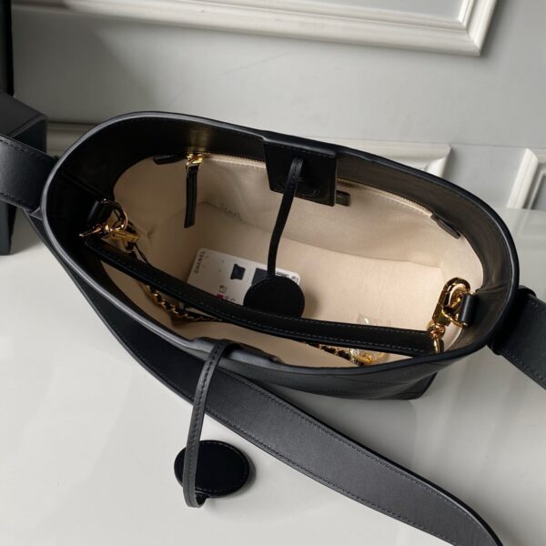 img_70762a6f_20260627_i1782508112389_4589_0_5_jpg CHANEL 26S BUCKET SHOULDER BAG 27 IN BLACK LAMBSKIN GOLD HARDWARE