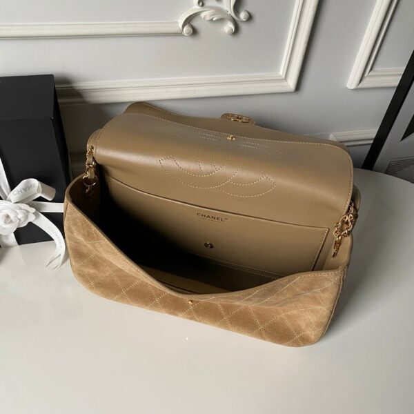 img_70762a6f_20260708_i1783444968802_9506_0_6_jpg CHANEL 26S MAXI FLAP BAG 32 IN DARK BEIGE SUEDE AND CALFSKIN GOLD HARDWARE