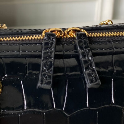 CHANEL 26S MINI TIMELESS CLASSIC BARREL BAG 19 IN BLACK CROCODILE-EMBOSSED PATENT CALFSKIN GOLD HARDWARE