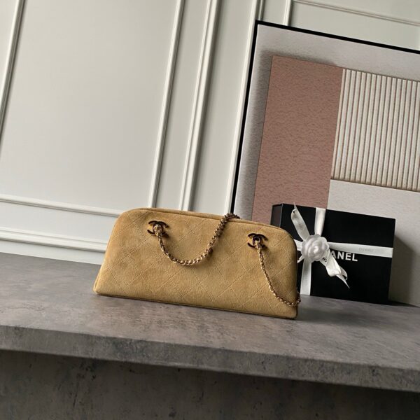 CHANEL 26S CHAIN CLUTCH BAG 32 IN TAN BROWN QUILTED SUEDE GOLD HARDWARE