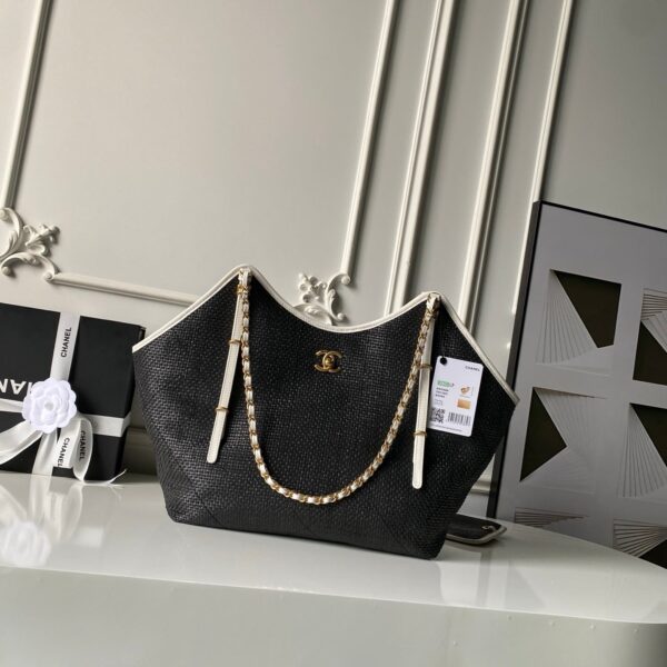 img_70762a6f_20260723_i1784745333305_4535_0_0_jpg CHANEL 26S MAXI SHOPPING BAG 47 IN BLACK RAFFIA GOLD HARDWARE