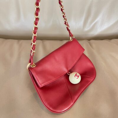 img_834e1079_20240630_a1719719432009_3683_jpg CHANEL 26S SHOULDER BAG 23 IN RED LAMBSKIN GOLD HARDWARE WITH PEARL