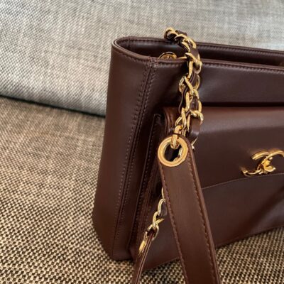 CHANEL 26S FLAP SHOULDER BAG 26 IN DARK BROWN LAMBSKIN GOLD HARDWARE