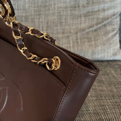 CHANEL 26S FLAP SHOULDER BAG 26 IN DARK BROWN LAMBSKIN GOLD HARDWARE