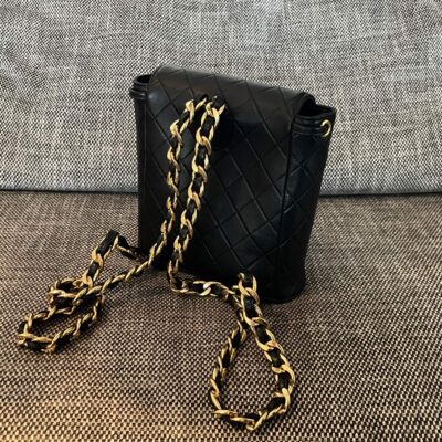 CHANEL 26S BACKPACK 17 IN BLACK QUILTED LAMBSKIN GOLD HARDWARE
