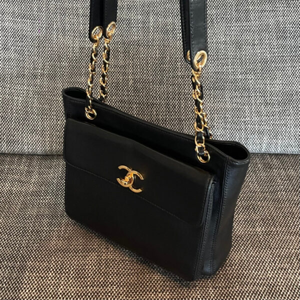 img_834e1079_20241003_a1727938694692_1272_jpg CHANEL 26S FLAP SHOULDER BAG 26 IN BLACK LAMBSKIN GOLD HARDWARE