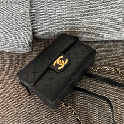 CHANEL 26S QUILTED FLAP BACKPACK 28 IN BLACK LAMBSKIN GOLD HARDWARE