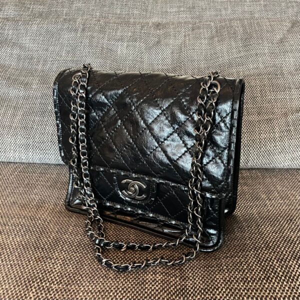 img_834e1079_20241130_a1732943089413_6407_jpg CHANEL 26S CLASSIC FLAP BAG 26 IN BLACK AGED CRINKLED CALFSKIN DARK SILVER HARDWARE