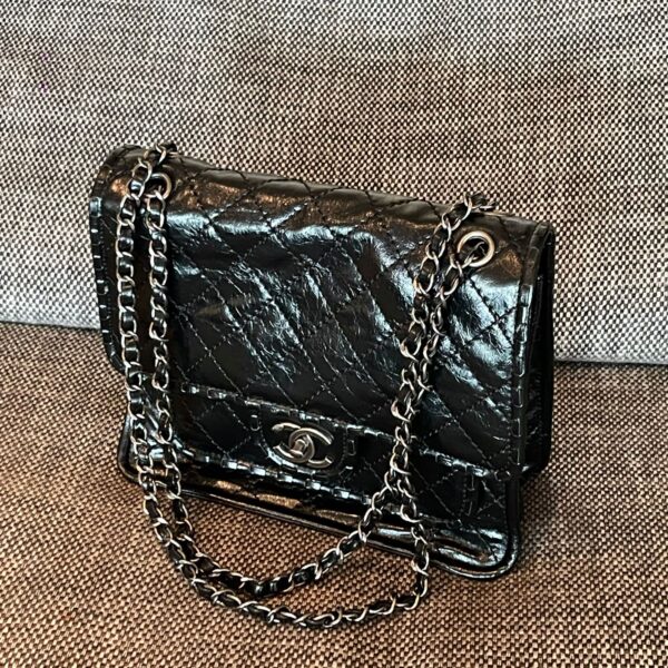 img_834e1079_20241130_a1732943090517_3412_jpg CHANEL 26S CLASSIC FLAP BAG 26 IN BLACK AGED CRINKLED CALFSKIN DARK SILVER HARDWARE