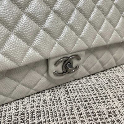 img_834e1079_20260103_a1767443910719_5727_jpg CHANEL 26S CLASSIC JUMBO FLAP BAG 46 IN LIGHT GREY CAVIAR CALFSKIN DARK SILVER HARDWARE