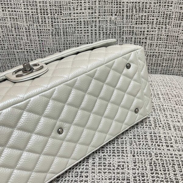 img_834e1079_20260103_a1767443910763_4756_jpg CHANEL 26S CLASSIC JUMBO FLAP BAG 46 IN LIGHT GREY CAVIAR CALFSKIN DARK SILVER HARDWARE