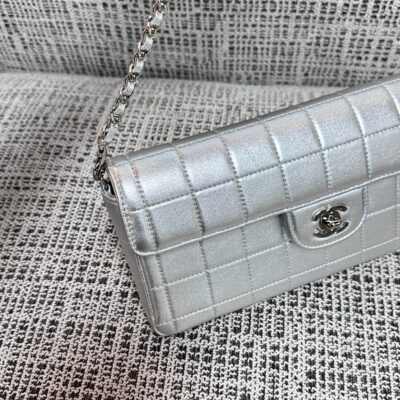 CHANEL 26S FLAP BAG 26 IN SILVER CALFSKIN SILVER HARDWARE
