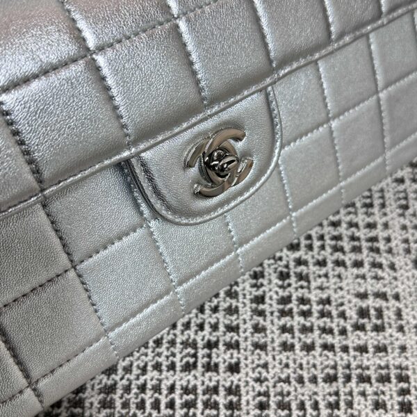 CHANEL 26S FLAP BAG 26 IN SILVER CALFSKIN SILVER HARDWARE