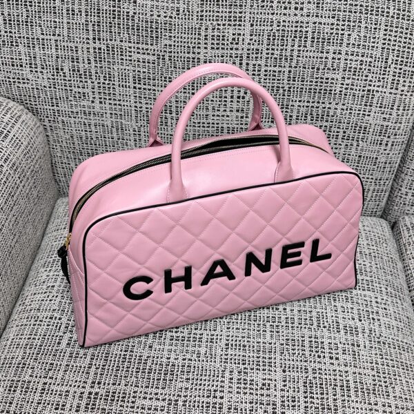 img_834e1079_20260706_a1783274000385_5281_jpg CHANEL 26S BOWLING BAG LARGE 46 IN LIGHT PINK AND BLACK CALFSKIN GOLD HARDWARE