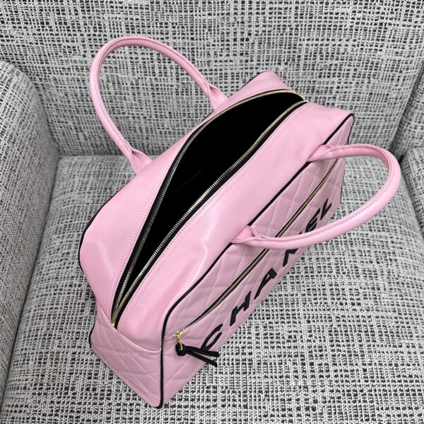 img_834e1079_20260706_a1783274010632_8428_jpg CHANEL 26S BOWLING BAG LARGE 46 IN LIGHT PINK AND BLACK CALFSKIN GOLD HARDWARE