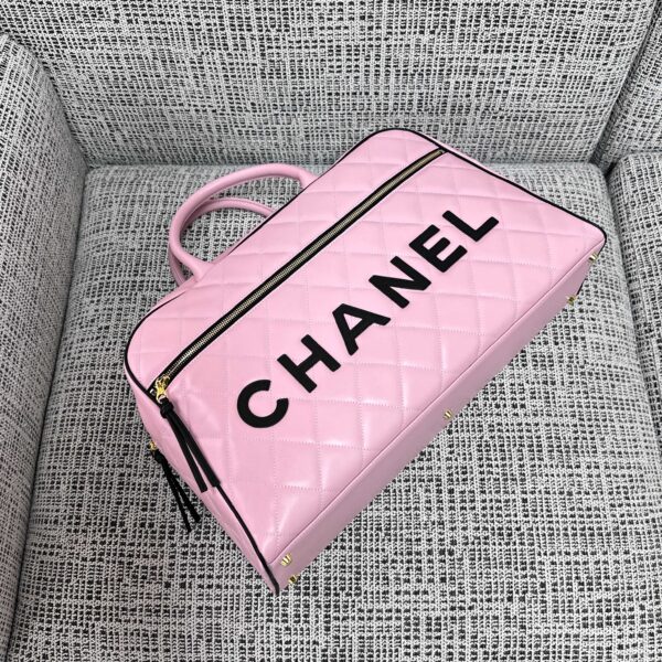 img_834e1079_20260706_a1783274014755_2764_jpg CHANEL 26S BOWLING BAG LARGE 46 IN LIGHT PINK AND BLACK CALFSKIN GOLD HARDWARE