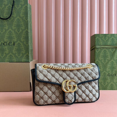 MARMONT MEDIUM SHOULDER BAG 26 IN BEIGE AND BROWN GG CANVAS BLACK CALFSKIN GOLD HARDWARE