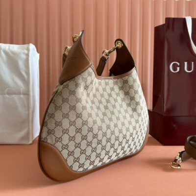 B MEDIUM SHOULDER BAG 42 IN BEIGE AND DARK BROWN GG CANVAS