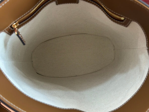 73 MEDIUM BUCKET BAG 27.5 IN BROWN SMOOTH CALFSKIN