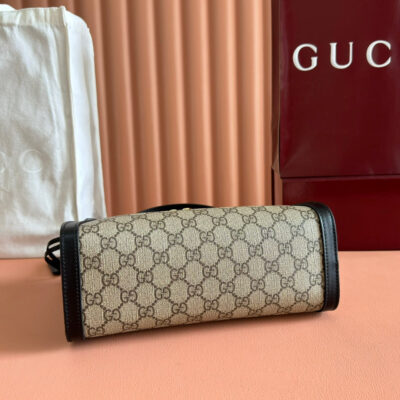 img_89648692_20250602_i1748855363_7758_7_jpg GUCCI 26S PADLOCK TOP HANDLE BAG 25 IN DARK BEIGE AND BLACK CALFSKIN
