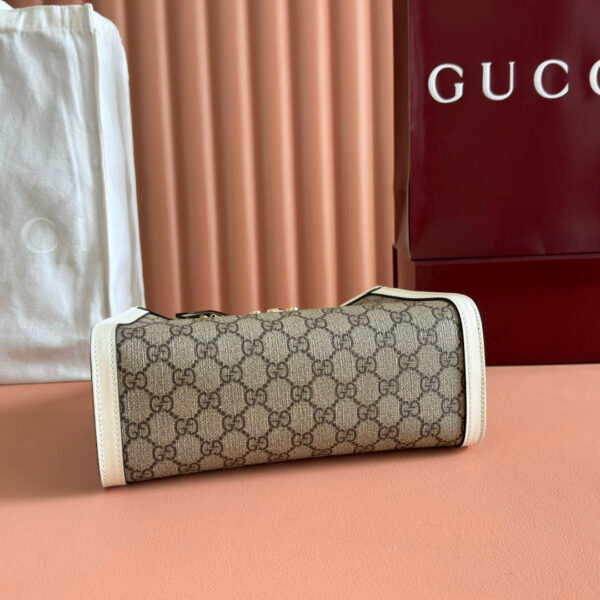 img_89648692_20250602_i1748855456_9522_2_jpg GUCCI 26S PADLOCK TOP HANDLE BAG 25 IN DARK BEIGE AND WHITE CALFSKIN