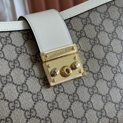 img_89648692_20250602_i1748855482_6688_1_jpg_82980cab-b7a7-4e88-bfa5-25544de3d310 GUCCI 26S PADLOCK SHOULDER BAG 29 IN DARK BEIGE AND WHITE CALFSKIN