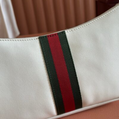 img_89648692_20251212_i1765534167384_3385_0_4_jpg GUCCI 26S LUNETTA SHOULDER BAG 22 IN WHITE CALFSKIN