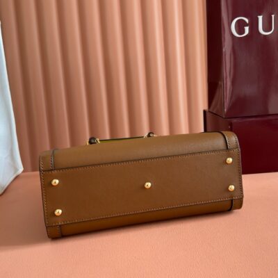 img_89648692_20251220_i1766219370395_4609_0_3_jpg GUCCI 26S DIANA TOTE BAG 27 IN BROWN CALFSKIN
