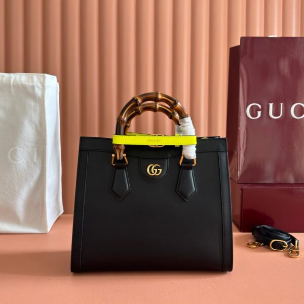 GUCCI 26S DIANA TOTE BAG 27 IN BLACK CALFSKIN
